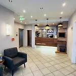 Admiral Hotel